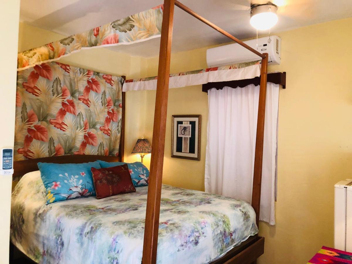 Coral Cove Inn Maya Beach 외부 사진